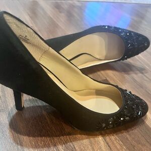 Real Oscar de la Renta Black Embellished Heels